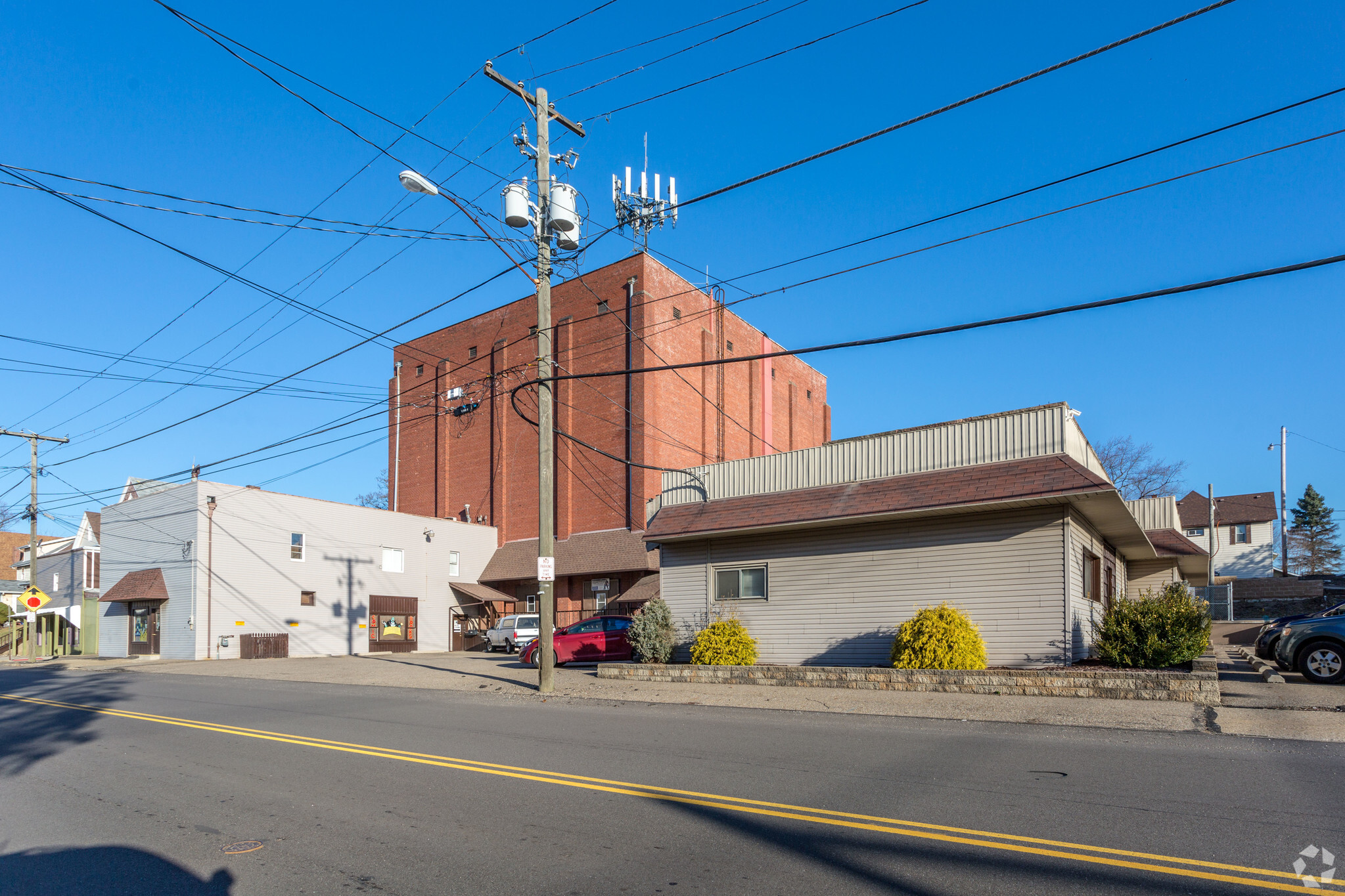 245 Harrison Ave SW, Canton, OH for sale Primary Photo- Image 1 of 1