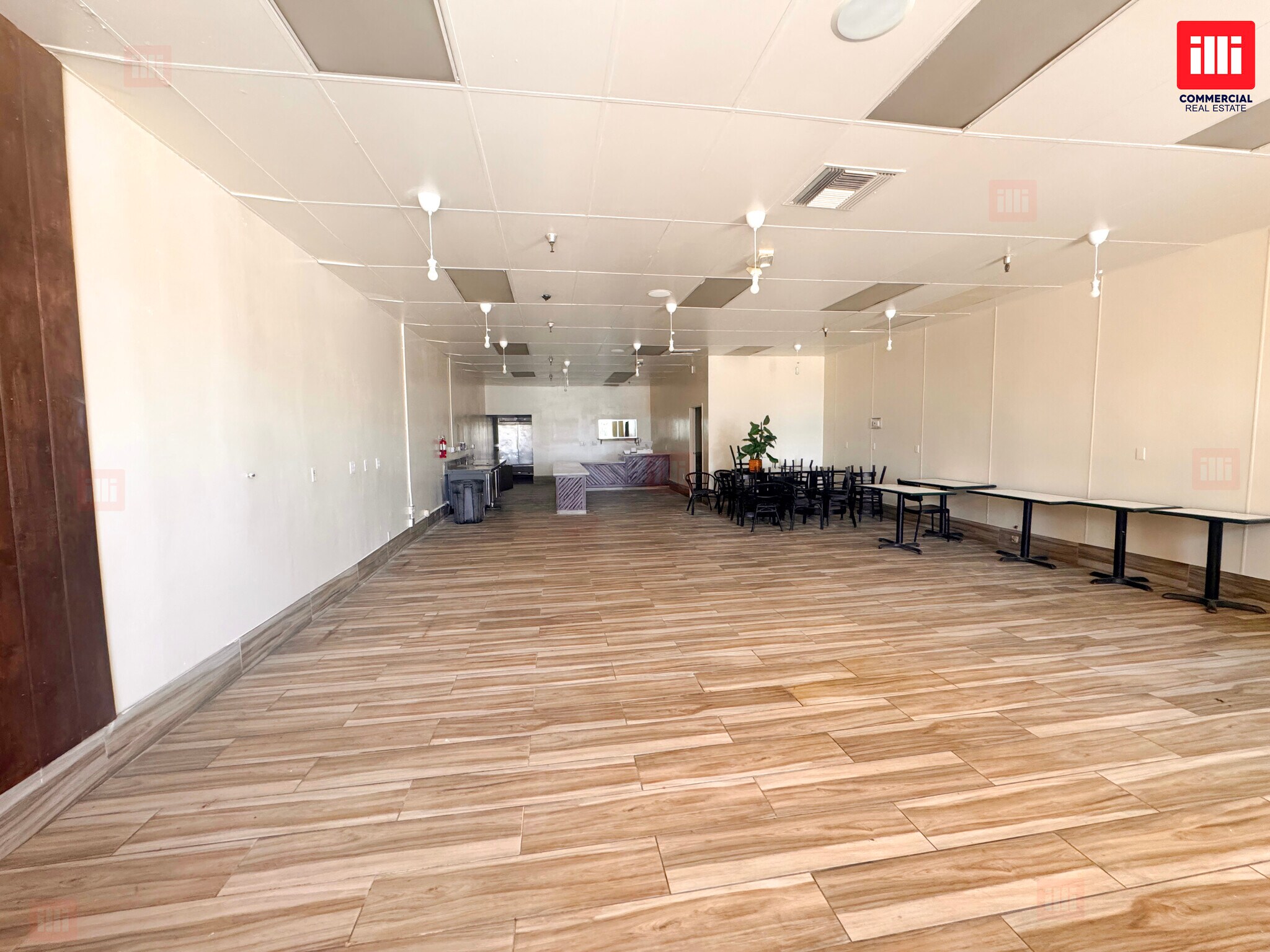 13203-13241 Gladstone Ave, Sylmar, CA for lease Interior Photo- Image 1 of 13