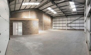1-4 Badentoy Av, Portlethen for lease Interior Photo- Image 2 of 2