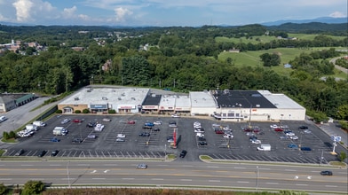398-466 Cummings St, Abingdon, VA for lease Aerial- Image 2 of 14