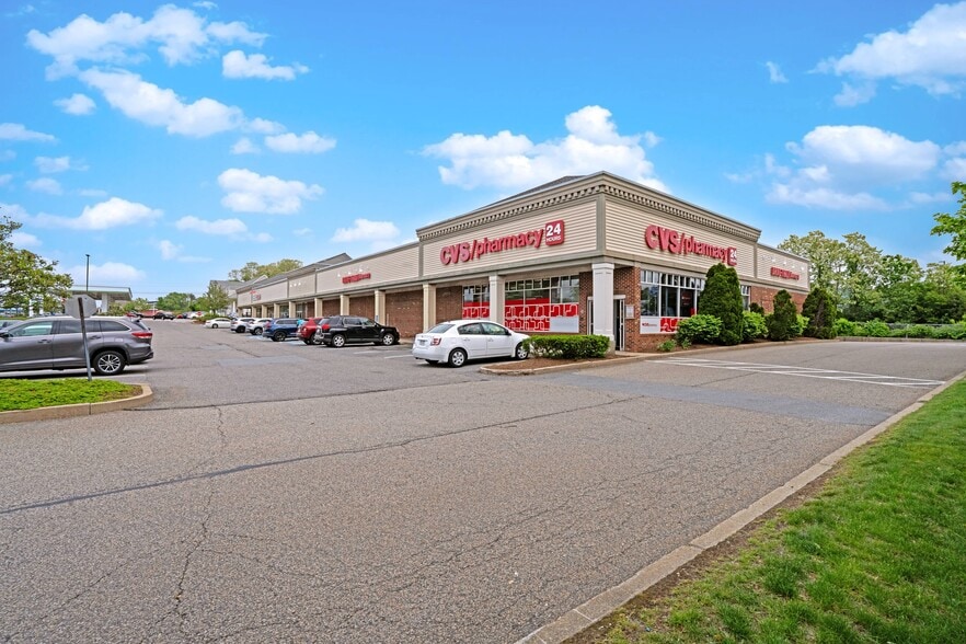 2-8 Pilgrim Hill Rd, Plymouth, MA for sale - Building Photo - Image 3 of 6