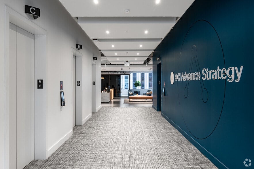 920 5th Ave, Seattle, WA for lease - Interior Photo - Image 3 of 13