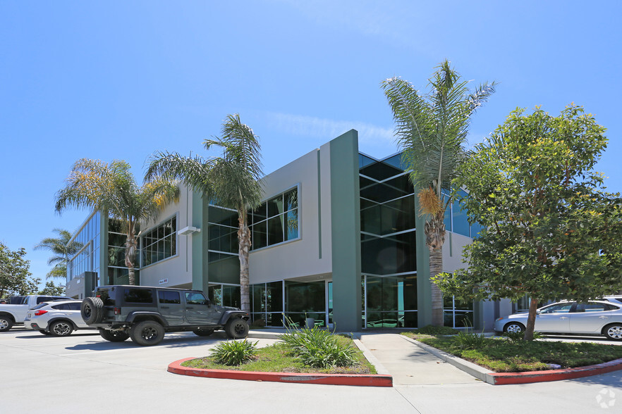 5900 Sea Lion Pl, Carlsbad, CA for lease - Building Photo - Image 2 of 7