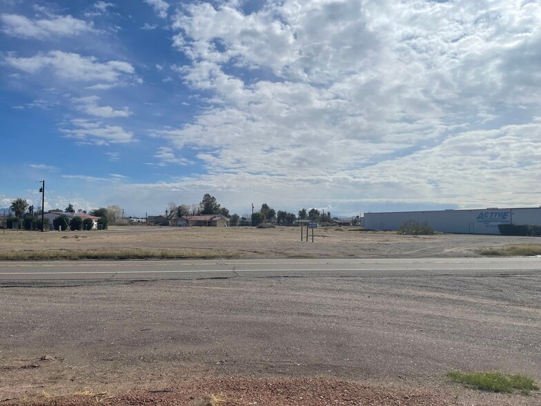 10204 S Harbor Ave, Mohave Valley, AZ for lease - Building Photo - Image 2 of 12