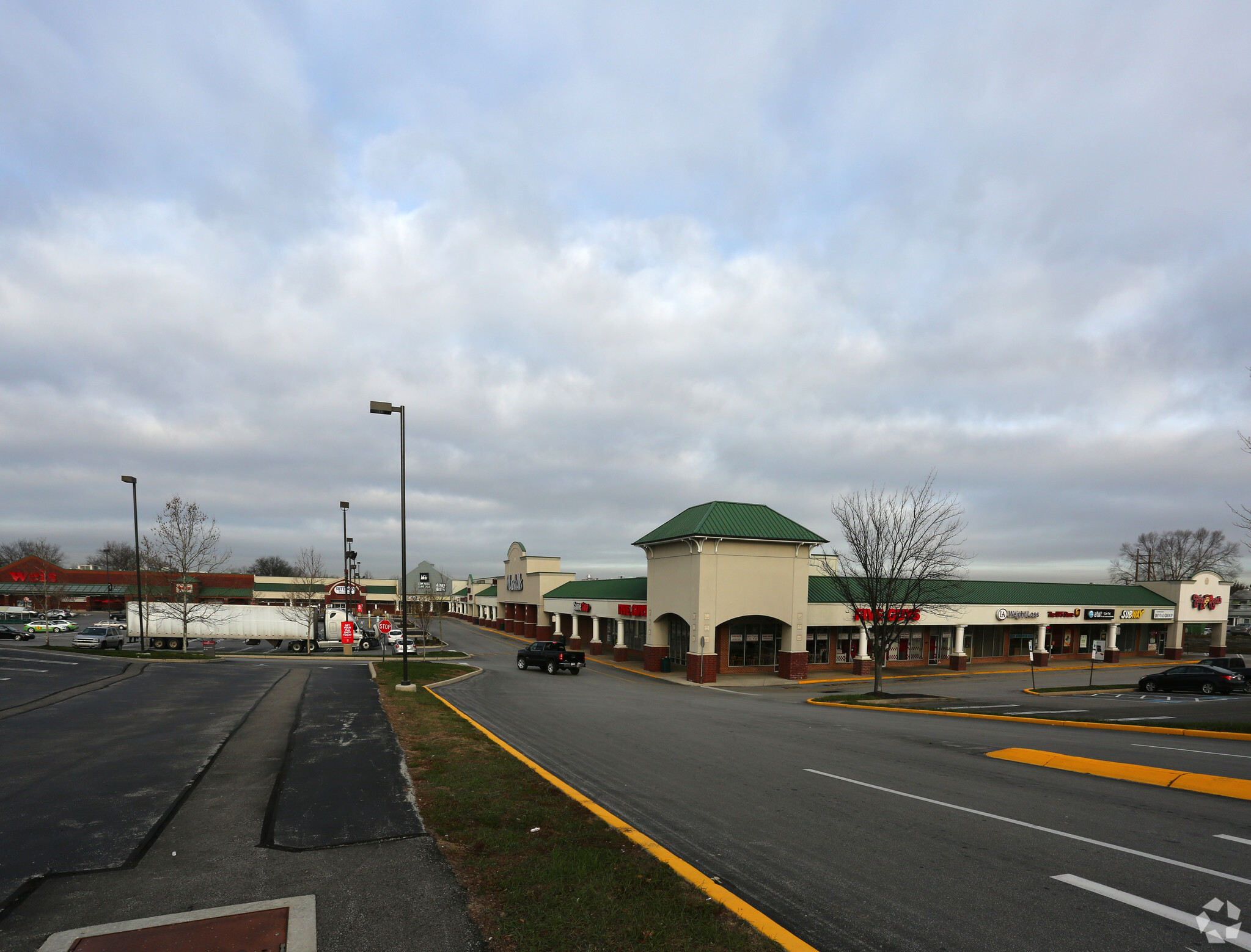 200 W Ridge Pike, Conshohocken, PA 19428 - Retail for Lease | LoopNet.com