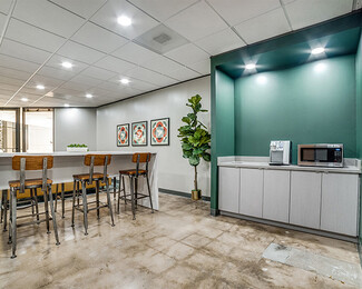 More details for 5600 NW Central Dr, Houston, TX - Coworking for Lease