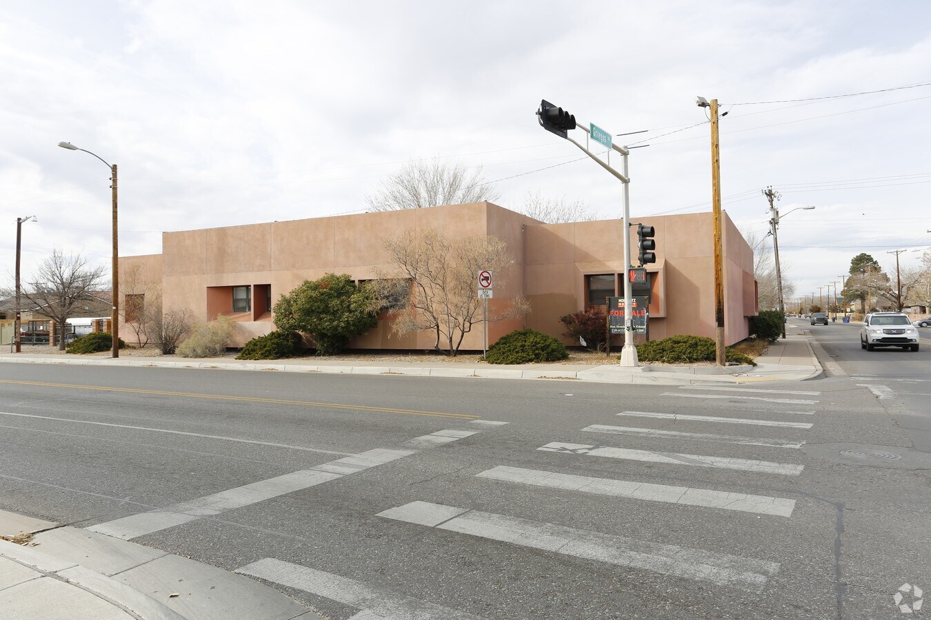 1218A Griegos Rd NW, Albuquerque, NM 87107