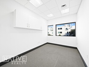 707 NE 3rd Ave, Fort Lauderdale, FL for lease Interior Photo- Image 1 of 19