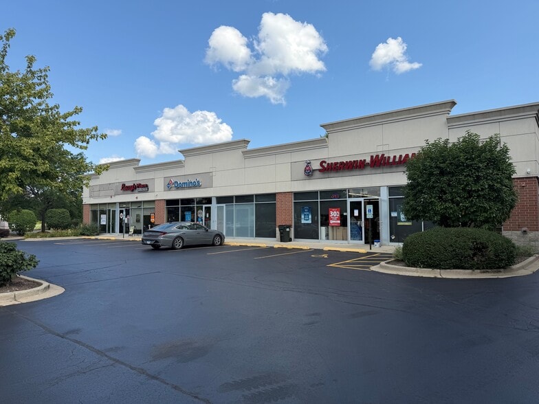 890 S Rand Rd, Lake Zurich, IL for lease - Building Photo - Image 2 of 8