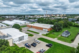 2701 Delaware Ave, Des Moines, IA - AERIAL  map view - Image1