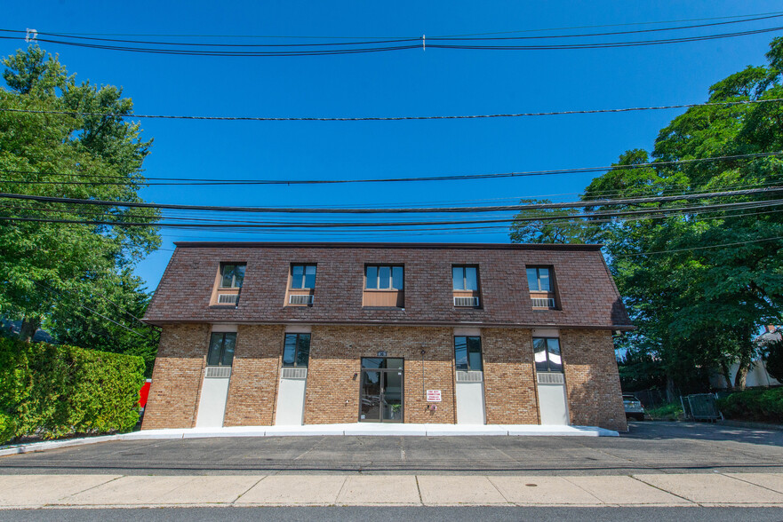 16 Chestnut St, Emerson, NJ for sale - Building Photo - Image 3 of 14