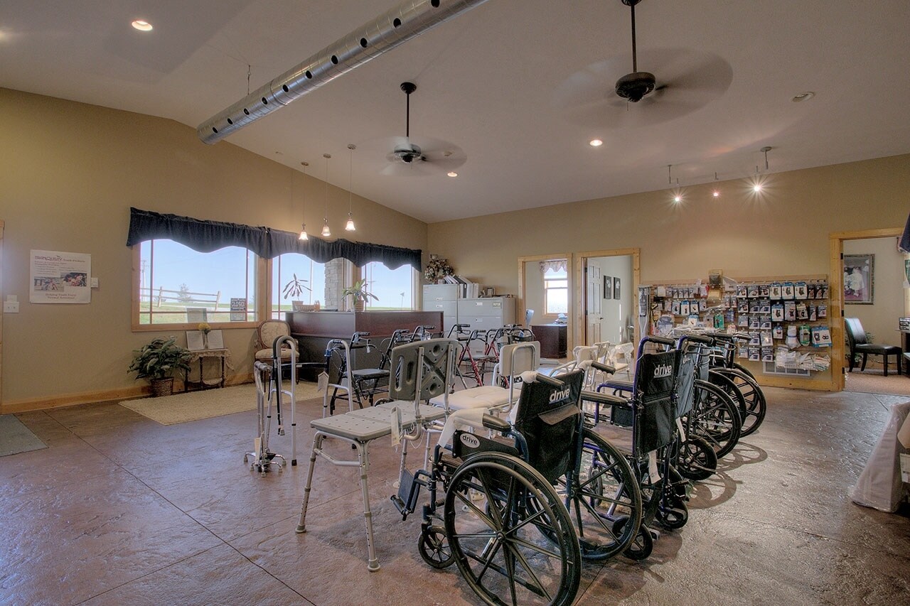 7512 Highway 50, Weeping Water, NE 68463