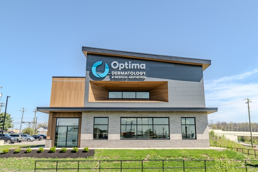 5817 Happy Hollow Rd, Milford, OH for sale - Building Photo - Image 2 of 9