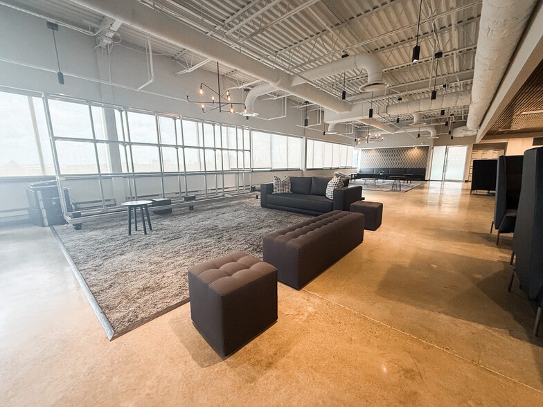 100 Franklin Sq Dr, Somerset, NJ for lease - Building Photo - Image 3 of 39