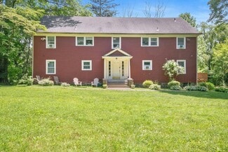 More details for 858 Pleasantville Rd, Briarcliff Manor Village, NY - Multifamily for Sale