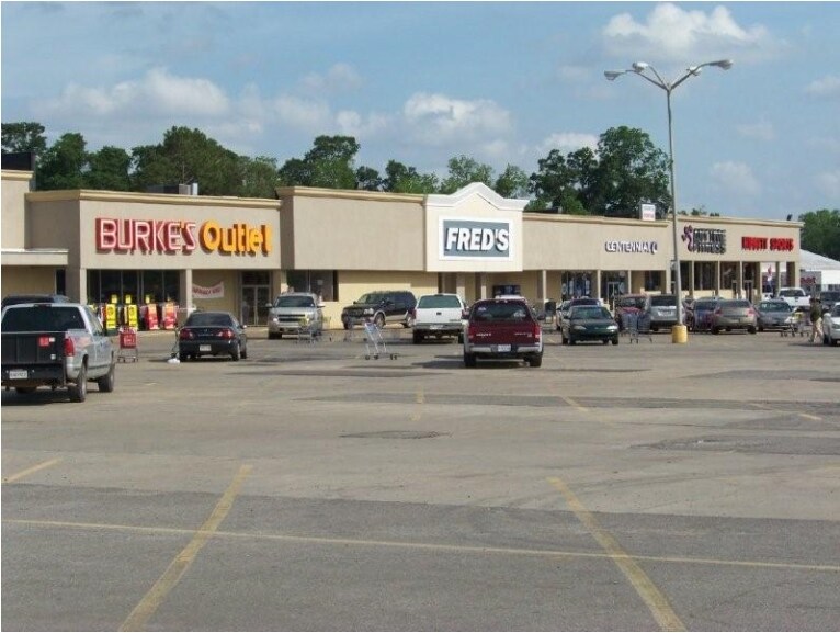 1204 Elton Rd, Jennings, LA for sale Primary Photo- Image 1 of 1