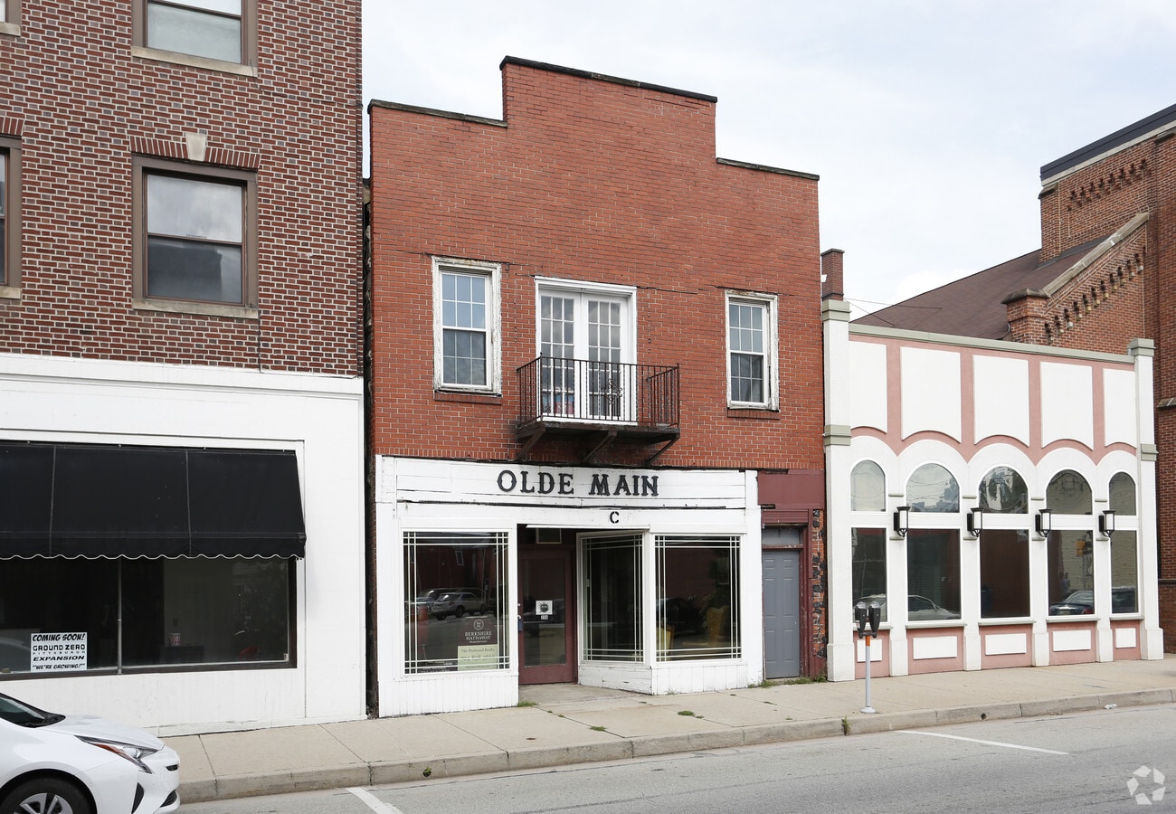 350 Main St, Latrobe, PA 15650