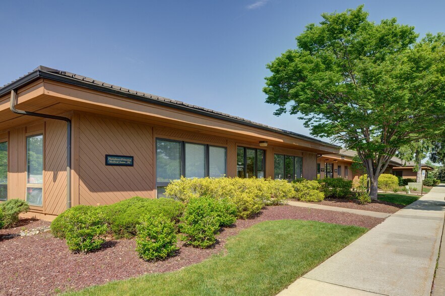 666 Plainsboro Rd, Plainsboro, NJ 08536