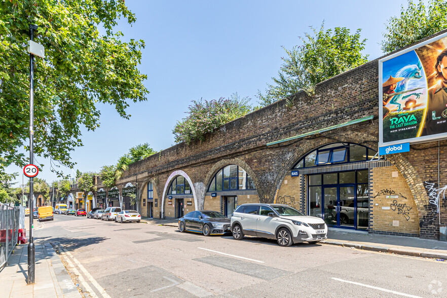 Portslade Rd, London for lease - Building Photo - Image 2 of 13