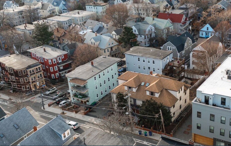 94-96 Cedar St, Somerville, MA for sale - Building Photo - Image 1 of 1