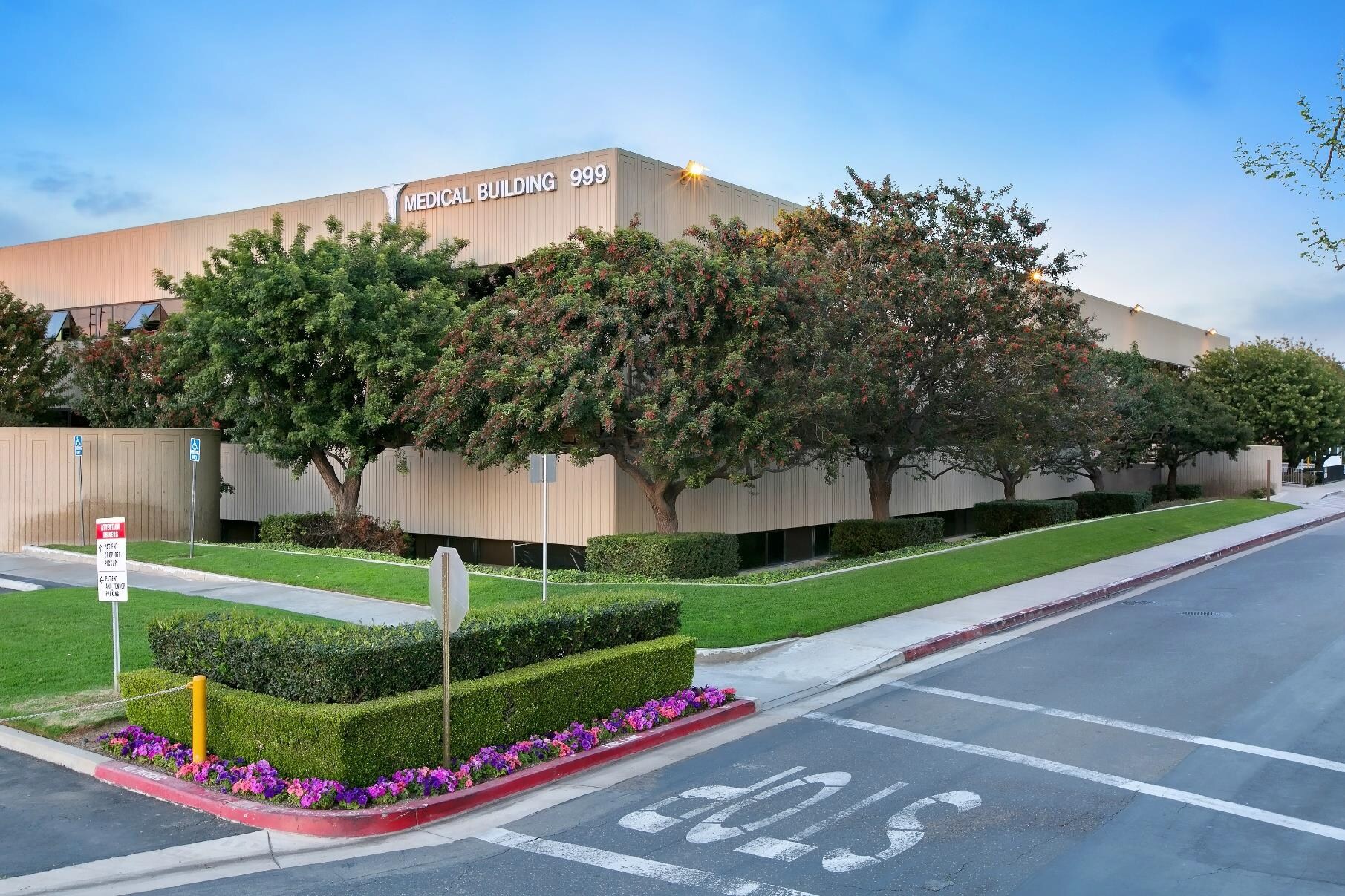 999 N Tustin Ave, Santa Ana, CA for lease Building Photo- Image 1 of 18