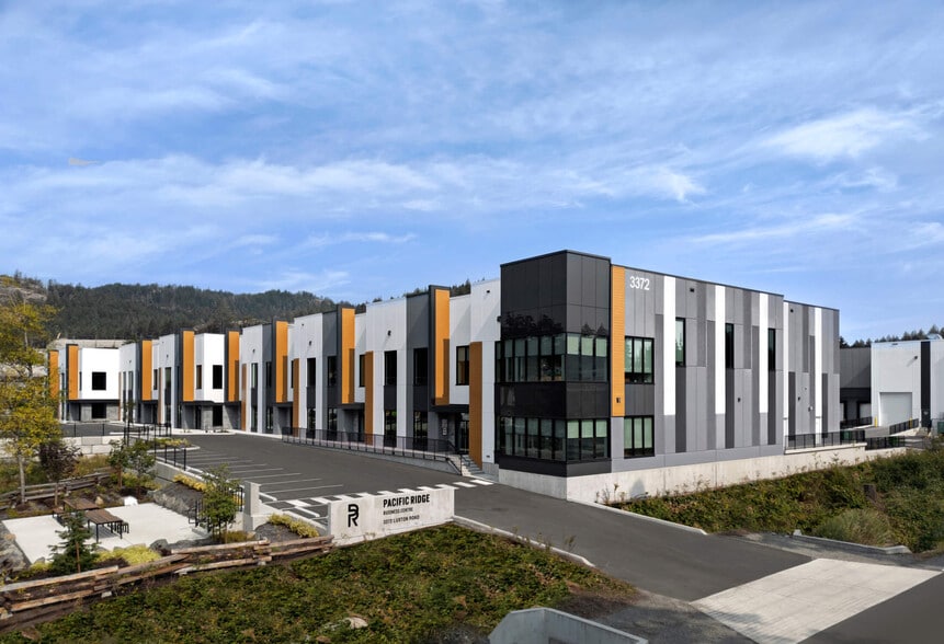 3372 Luxton Rd, Langford, BC for sale - Building Photo - Image 1 of 3