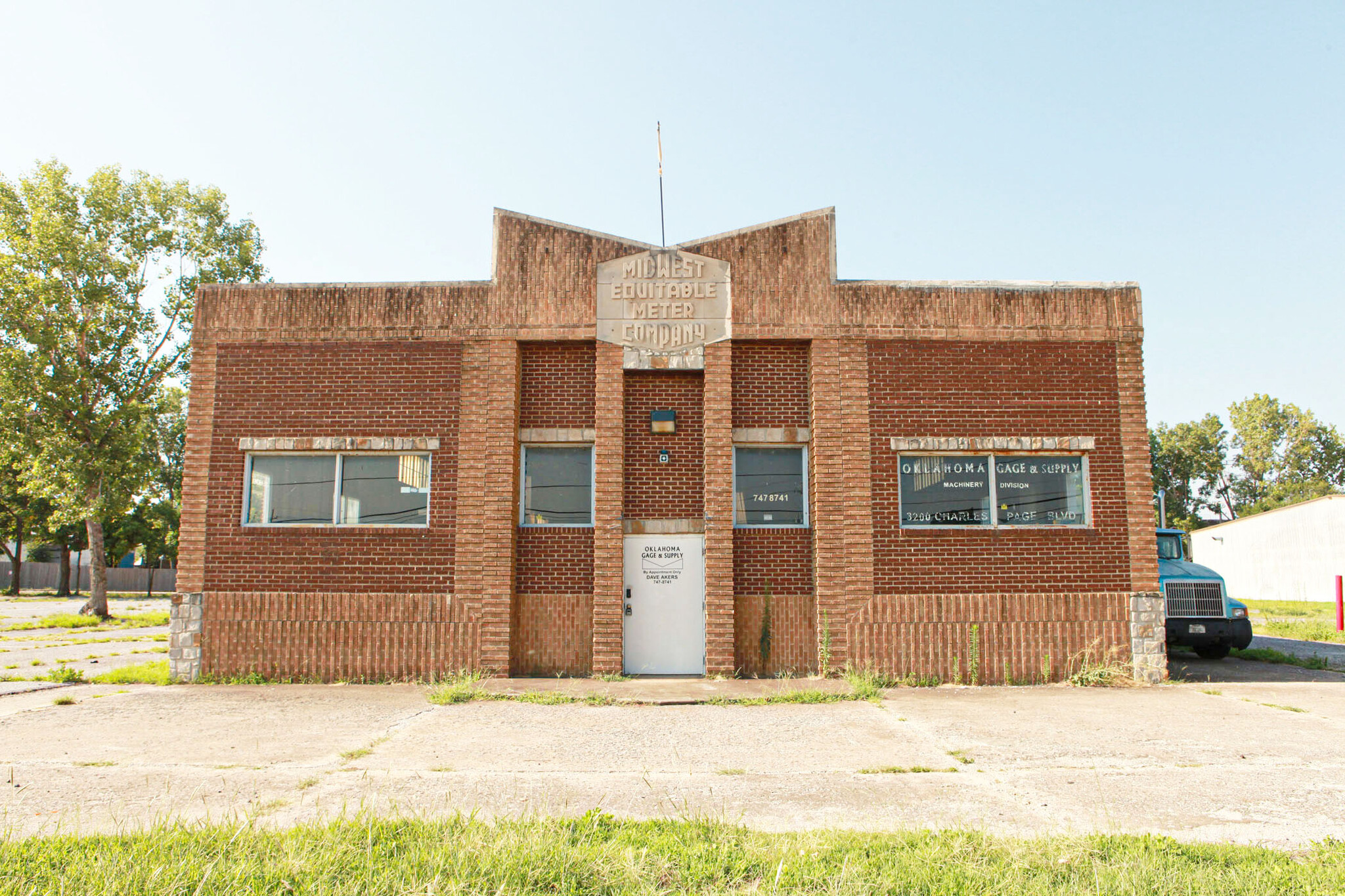 3200 Charles Page Blvd, Tulsa, OK for sale Building Photo- Image 1 of 34