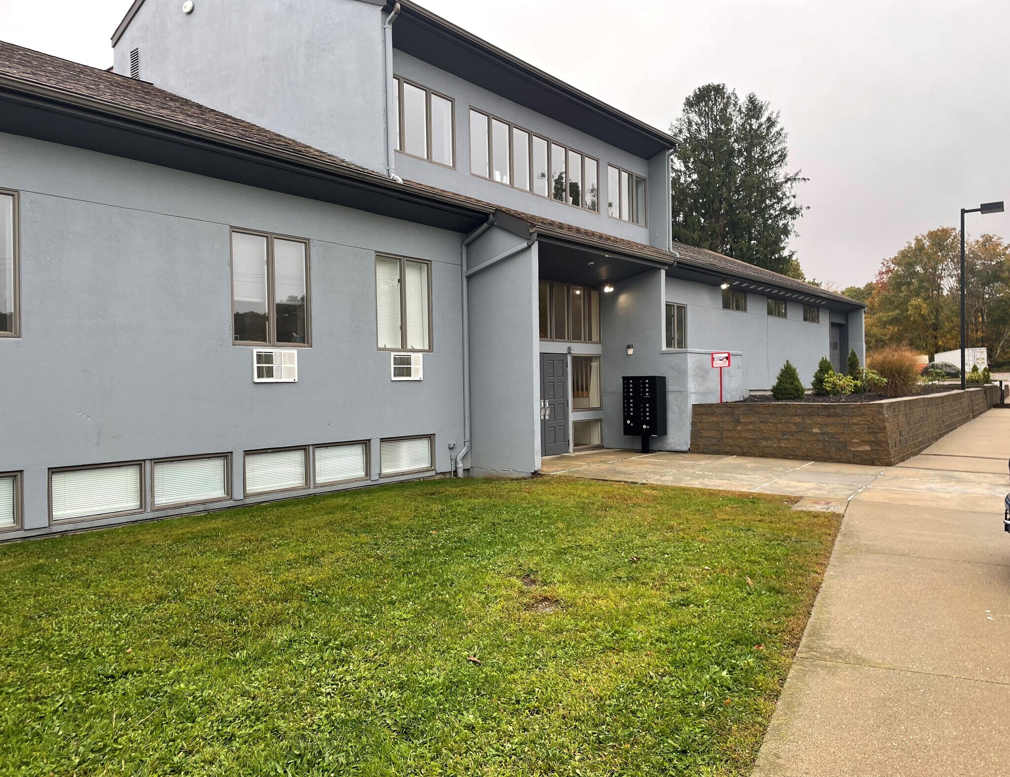 1101 Noank Ledyard Rd, Mystic, CT 06355