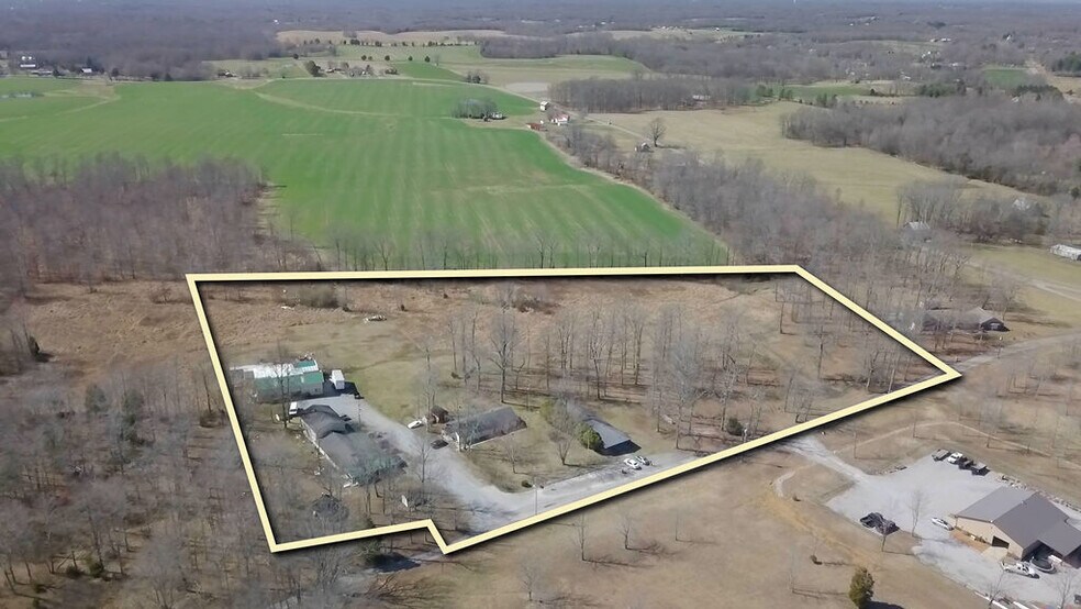 1030 Mission Acres, Pleasant View, TN 37146