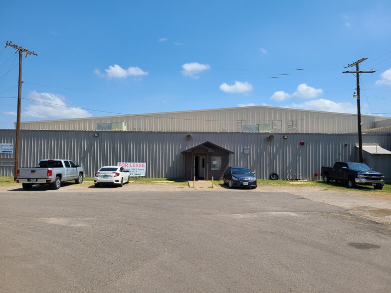 12011 Laney Rd, Tyler, TX for lease - Building Photo - Image 1 of 10