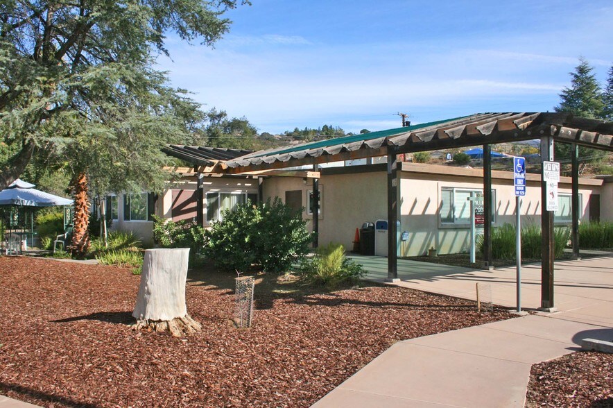 1830 Alpine Blvd, Alpine, CA 91901