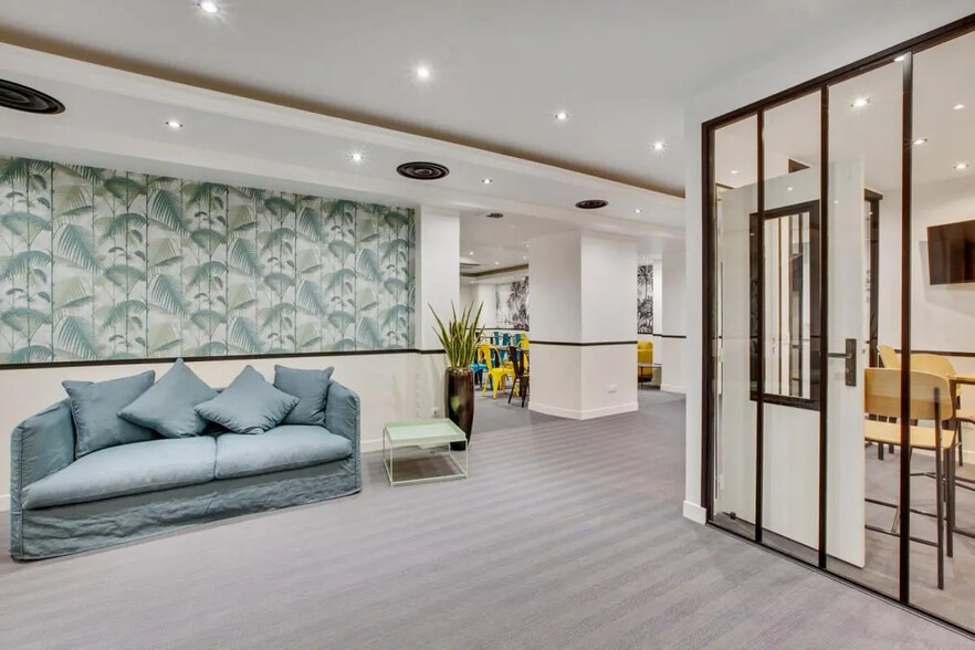 35-37 Rue Beaubourg, Paris for lease - Interior Photo - Image 2 of 13