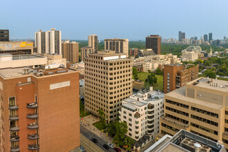 45 St Clair Ave W, Toronto, ON - aerial  map view