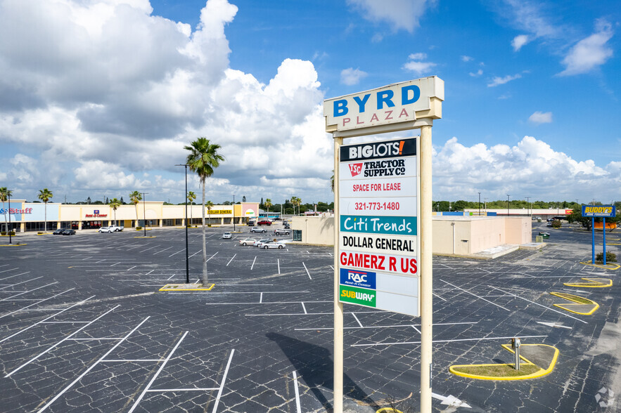 801 Dixon Blvd, Cocoa, FL for lease - Building Photo - Image 2 of 11