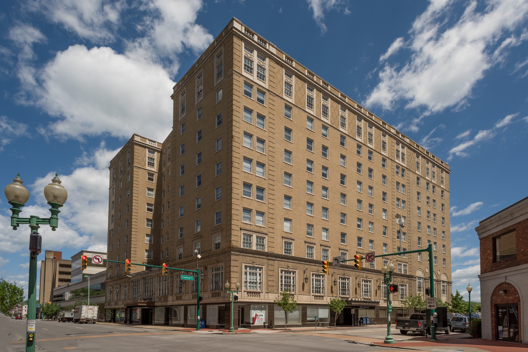 405 Capitol St, Charleston, WV for sale Building Photo- Image 1 of 1