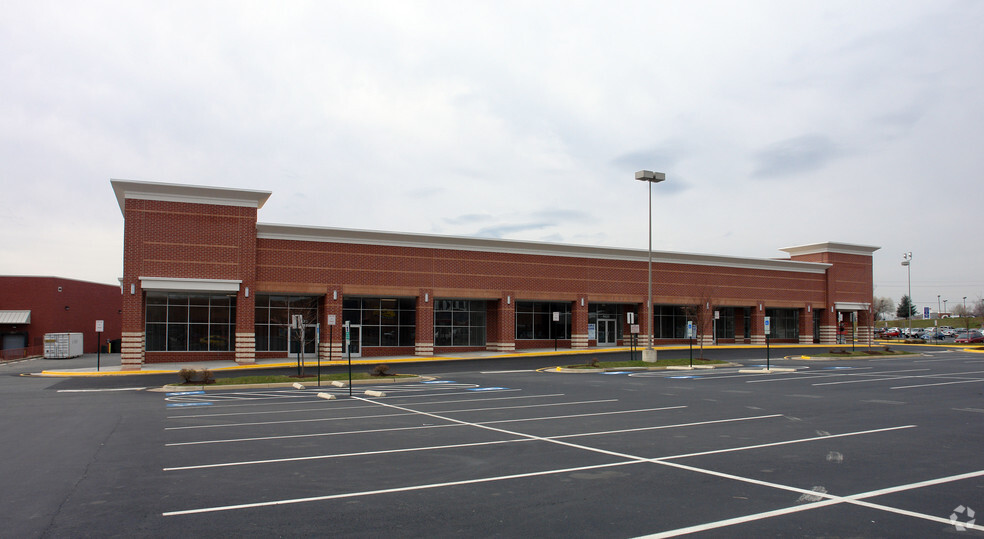 1425-1475 Stafford Market Plz, Stafford, VA for lease - Building Photo - Image 3 of 7