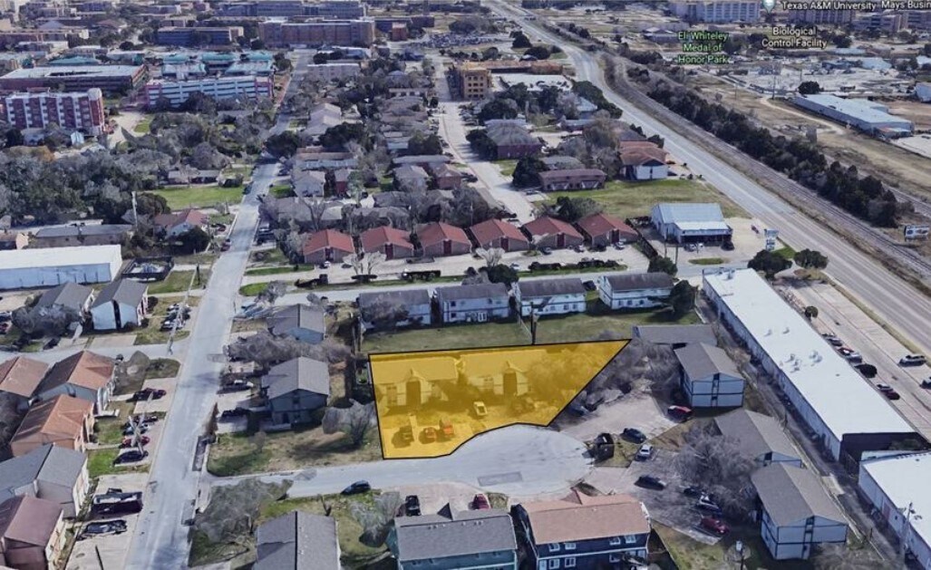 803805 Oran Cir, Bryan, TX 77801 Multifamily for Sale