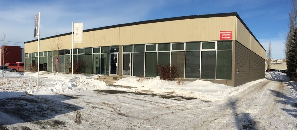512 Manitou Rd, Calgary, AB for lease - Building Photo - Image 2 of 23