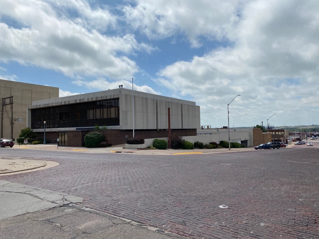 108 W D St, McCook, NE for sale Building Photo- Image 1 of 1