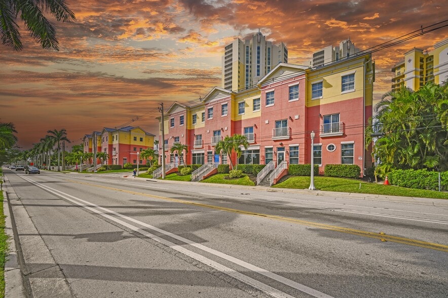 2741-2747 First St, Fort Myers, FL for sale - Building Photo - Image 2 of 13