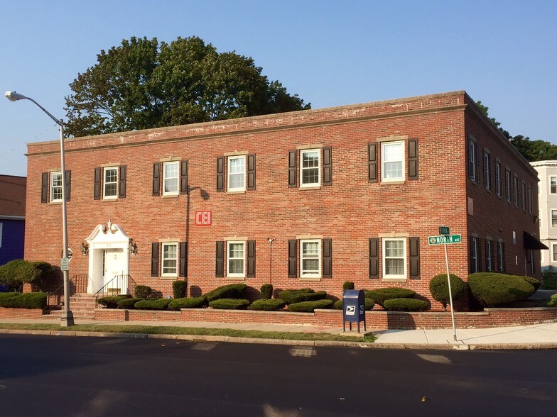 301 North Ave, Wakefield, MA for sale - Primary Photo - Image 1 of 1