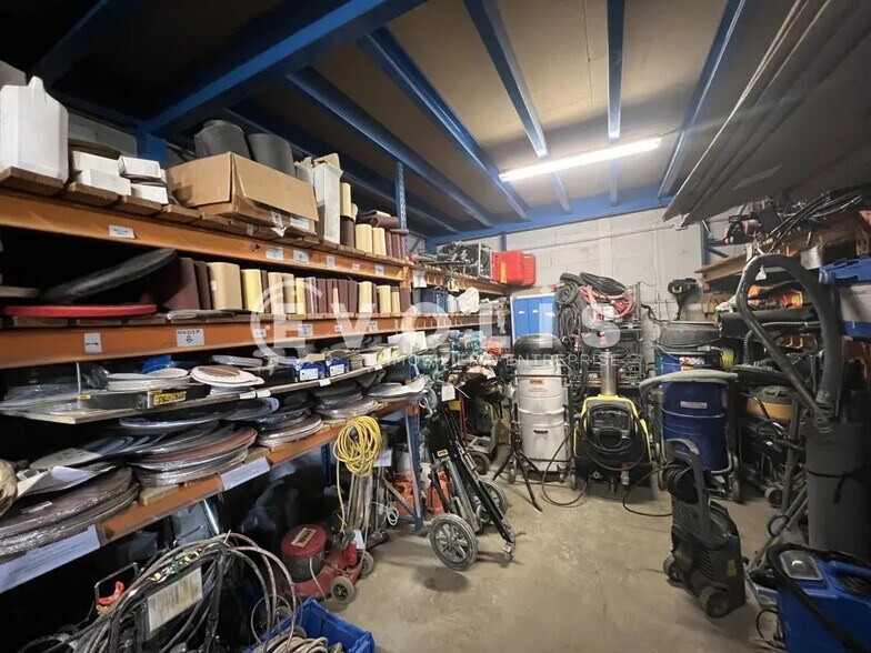 Flex in Champigny-sur-Marne for sale - Interior Photo - Image 2 of 18