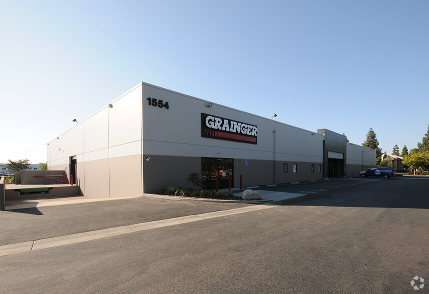 1554 E Warner Ave, Santa Ana, CA for lease - Building Photo - Image 1 of 9