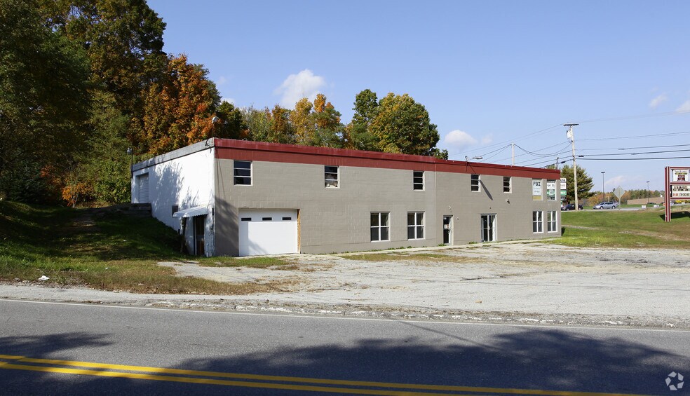 5 Intervale Rd, Jay, ME 04239