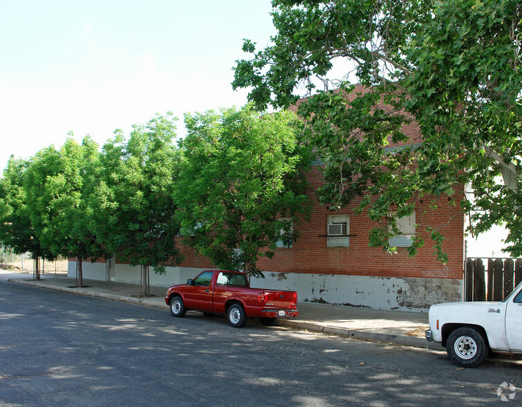 326 N St, Fresno, CA for lease - Building Photo - Image 2 of 4