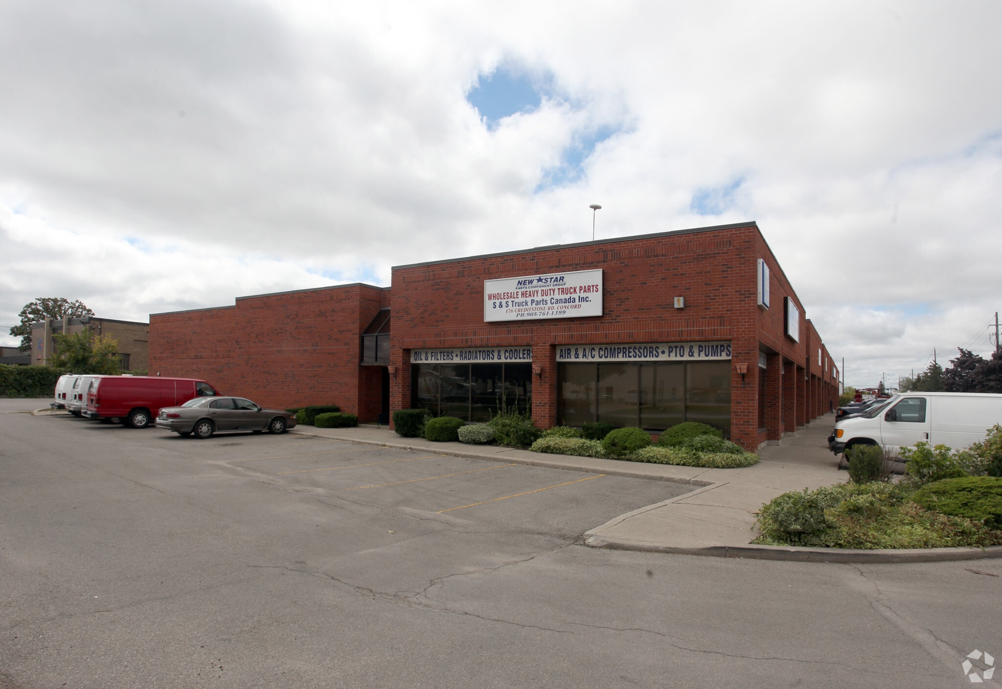 176 Creditstone Rd, Vaughan, ON for sale Primary Photo- Image 1 of 7