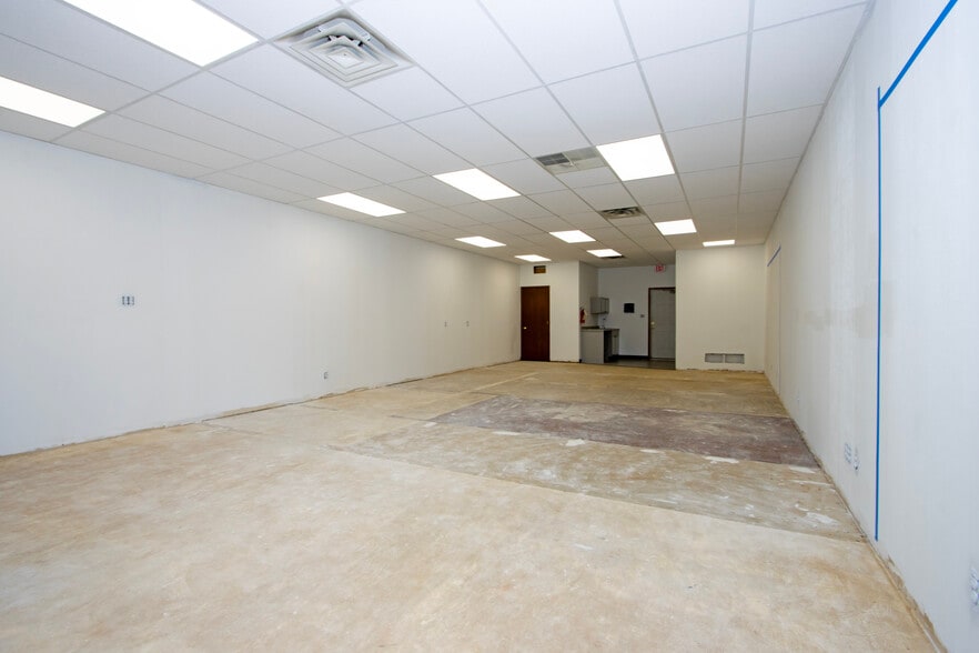2627-2661 Cleveland Rd, Wooster, OH for lease - Building Photo - Image 3 of 39