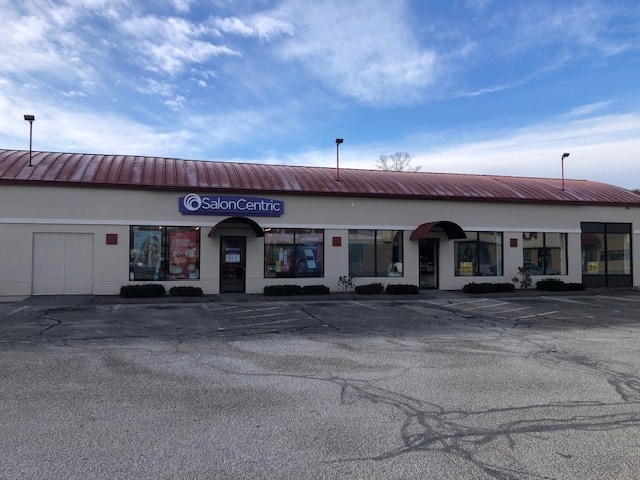 1458 Riverdale St, West Springfield, MA for lease - Building Photo - Image 2 of 14