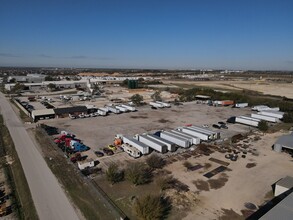 1732 E Hicks Field Rd, Fort Worth, TX - aerial  map view - Image1