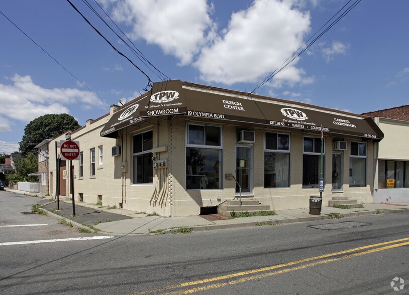 17 Olympia Blvd, Staten Island, NY for sale - Primary Photo - Image 1 of 1